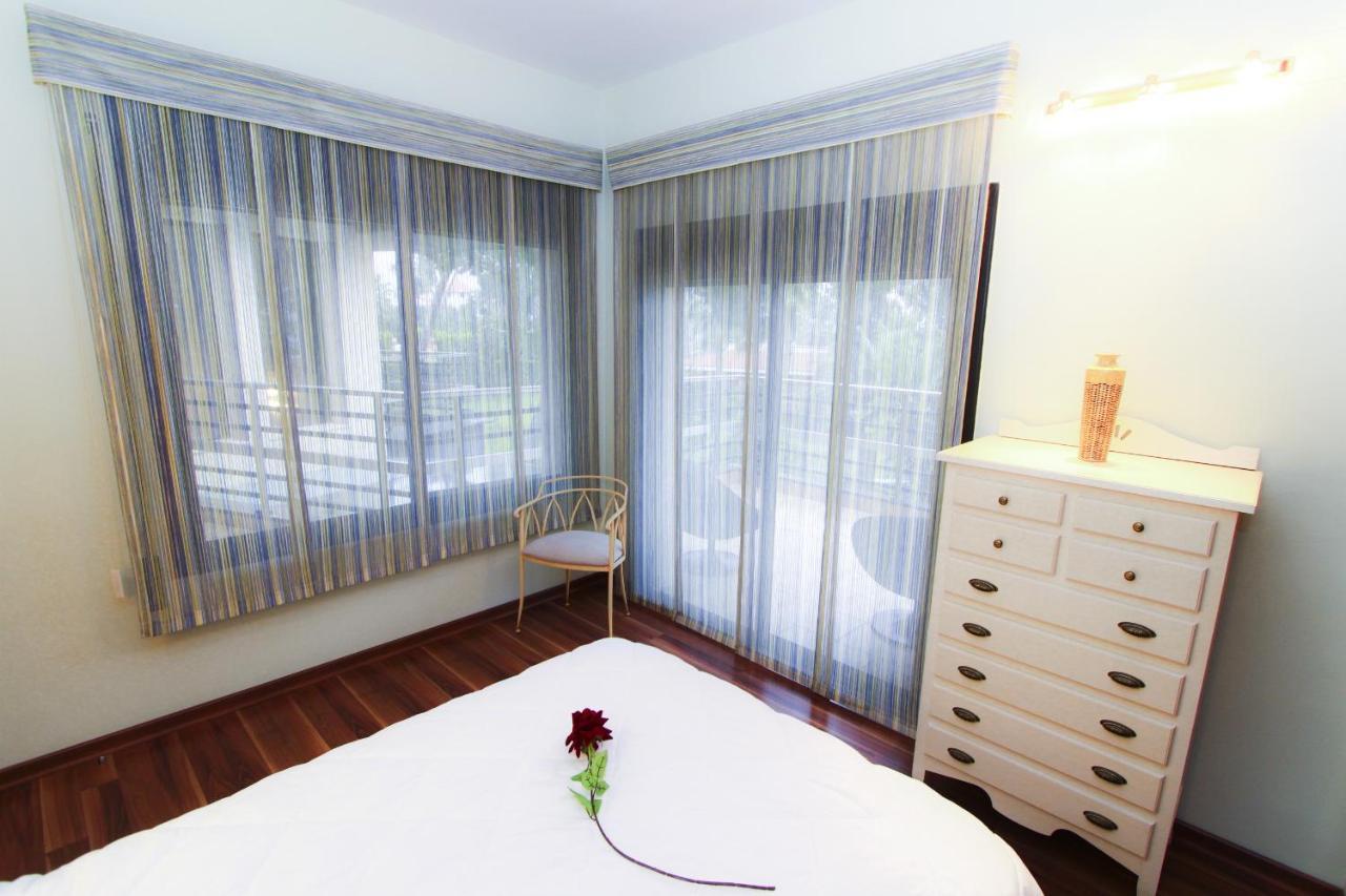 New Play Lake Villa Salou Luaran gambar