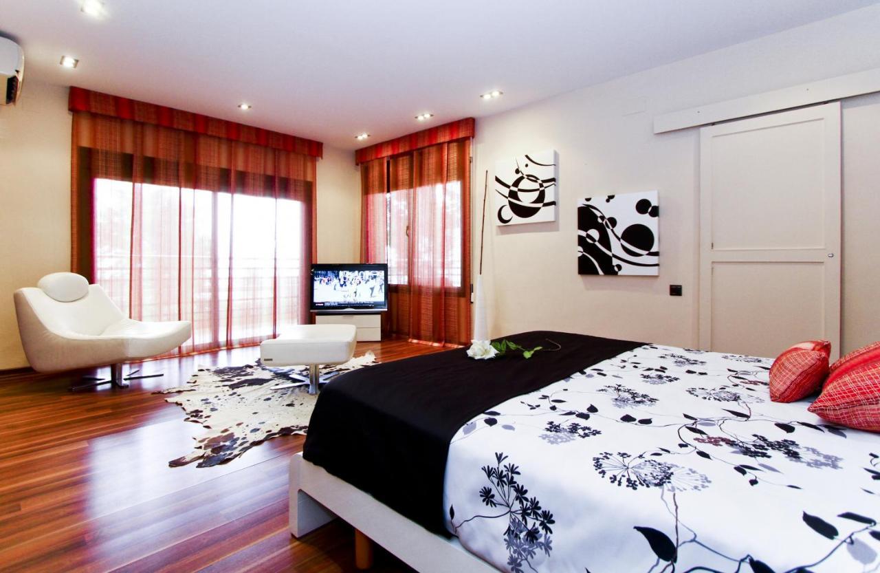New Play Lake Villa Salou Luaran gambar